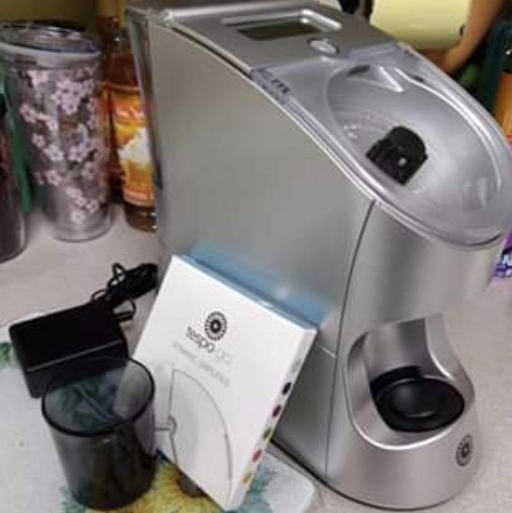 Liquid Vitamin Machine
